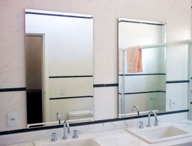 Preço de Espelho Redondo para Banheiro Confins - Espelho Minas Gerais